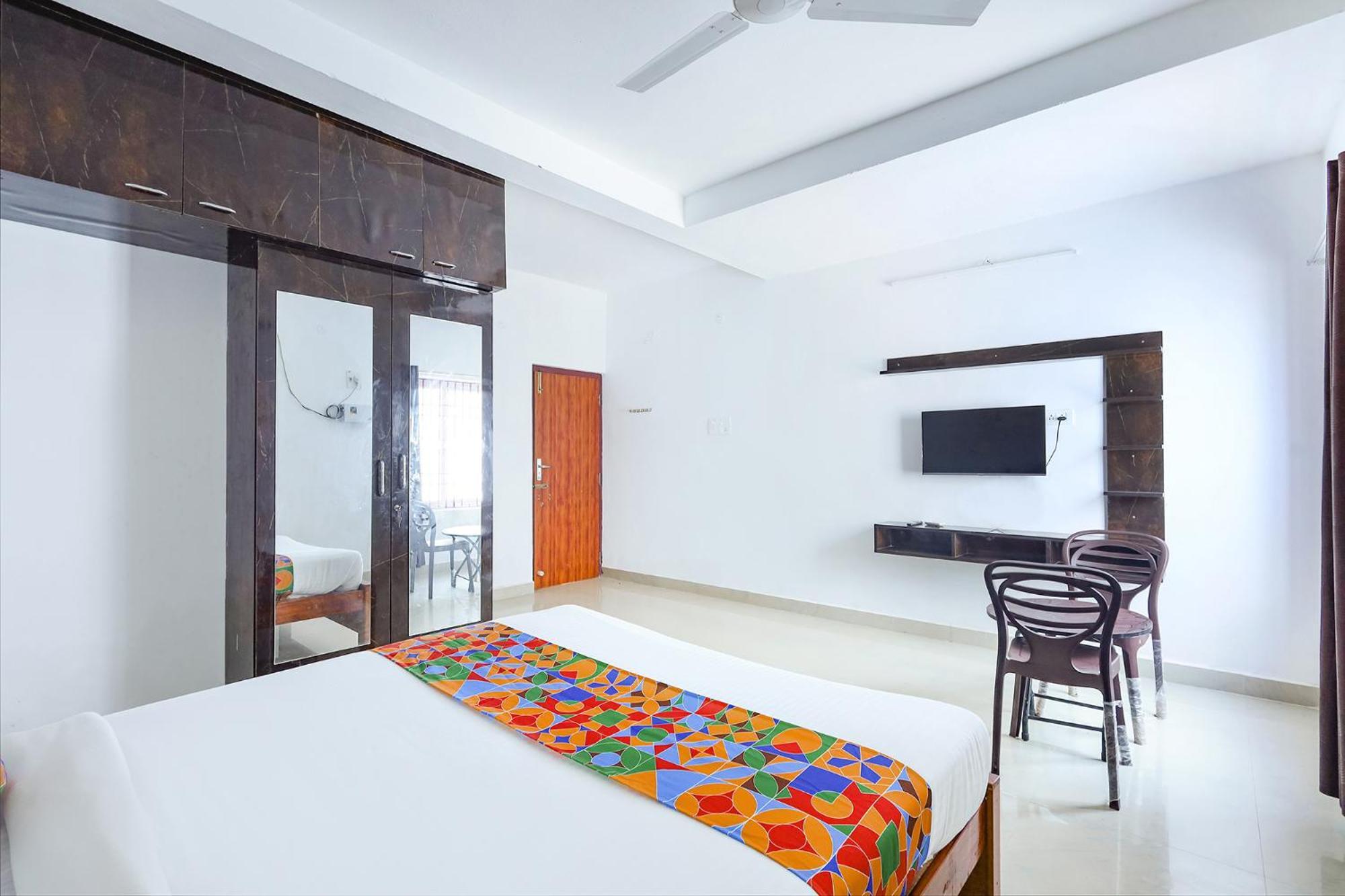 Готель Fabexpress Kovalam Residency Ченнаї Екстер'єр фото
