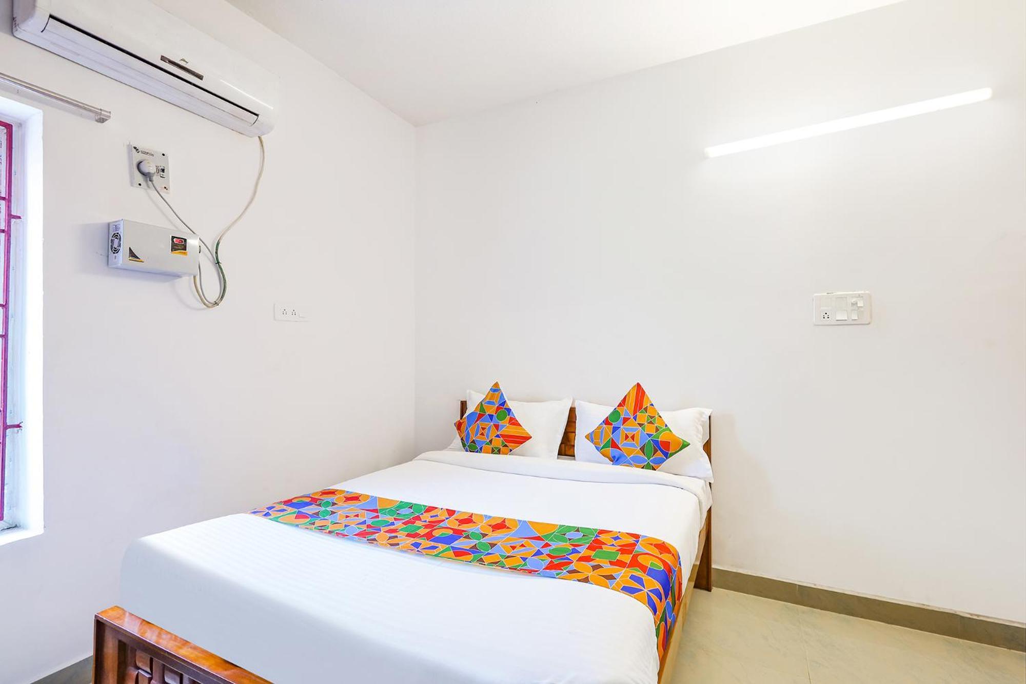 Готель Fabexpress Kovalam Residency Ченнаї Екстер'єр фото